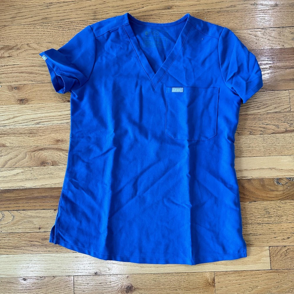 Figs blue scrub top size XS